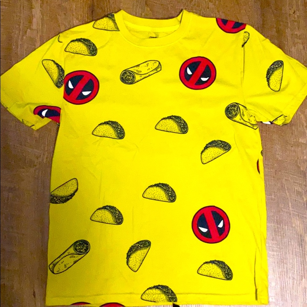 DEADPOOL MARVEL MEDIUM T-SHIRT